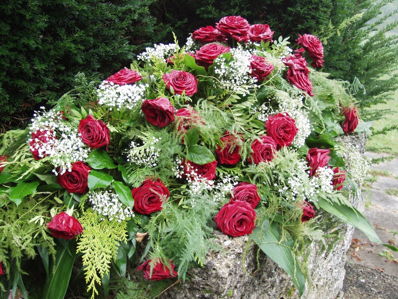 funeraire-ST PAUL DE VENCE-min_roses-61203